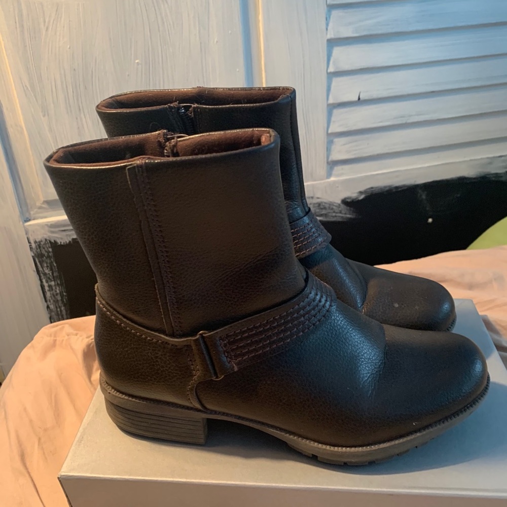 Clarks boots!